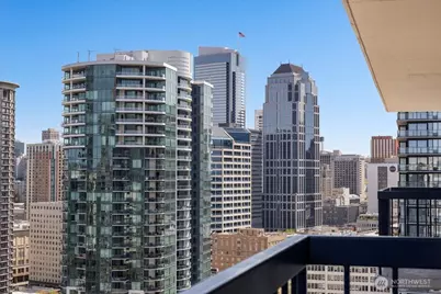 2100 3rd Avenue #2505, Seattle, WA 98121 - Photo 32