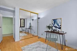 2100 3rd Ave, Seattle, WA 98121 - Photo 24