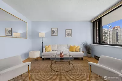 2100 3rd Avenue #2505, Seattle, WA 98121 - Photo 6