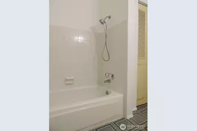 19409 56th Avenue W #306, Lynnwood, WA 98036 - Photo 10