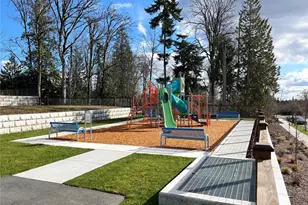 8413 137th Ave SE, Newcastle, WA 98059 - Photo 36