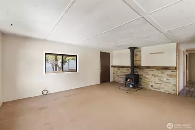 13125 Ridge Circle E, Bonney Lake, WA 98391 - Photo 6