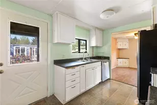 13125 Ridge Cir E, Bonney Lake, WA 98391 - Photo 8