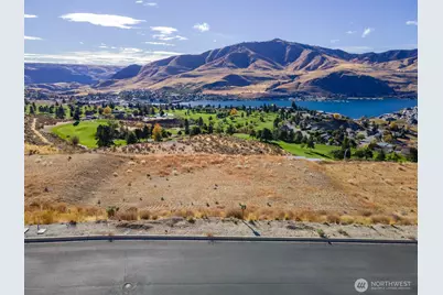 925 Long Drive, Chelan, WA 98816 - Photo 1
