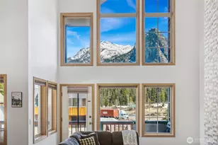 11 Guye Peak Ln, Snoqualmie Pass, WA 98068 - Photo 6