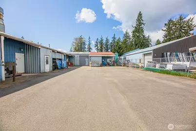 1063 1065 Beach Avenue, Marysville, WA 98270 - Photo 12