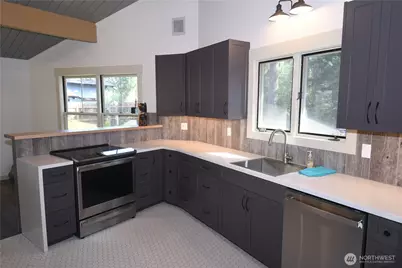 971 E Manzanita Drive, Union, WA 98592 - Photo 12