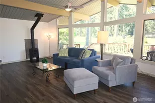971 E Manzanita Dr, Union, WA 98592 - Photo 10