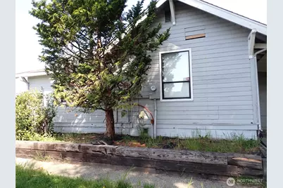 927 Meridian Avenue E, Edgewood, WA 98371 - Photo 4