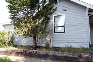 927 Meridian Ave E, Edgewood, WA 98371 - Photo 4