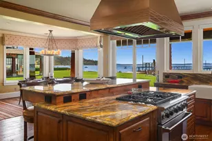 5844 Mutiny Bay Rd, Freeland, WA 98249 - Photo 16