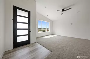 1124 E Mt Hood St, Othello, WA 99344 - Photo 16