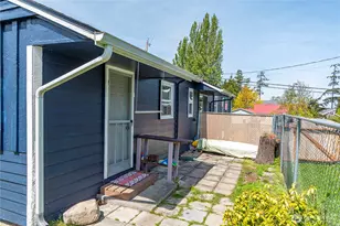 505 NE Kinney St, Coupeville, WA 98239 - Photo 18