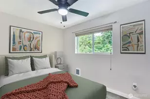 10822 SE 260th St, Kent, WA 98030 - Photo 16