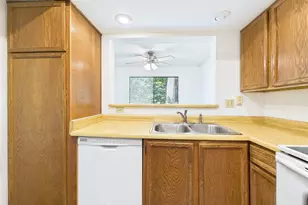 12721 NE 129th Ct, Kirkland, WA 98034 - Photo 12