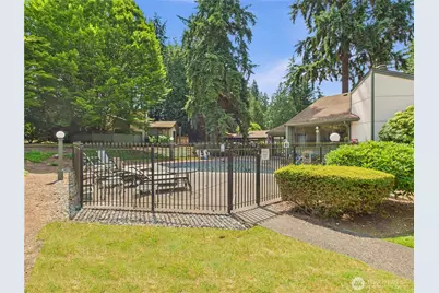 12721 NE 129th Court #F103, Kirkland, WA 98034 - Photo 28