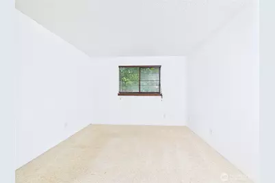 12721 NE 129th Court #F103, Kirkland, WA 98034 - Photo 20