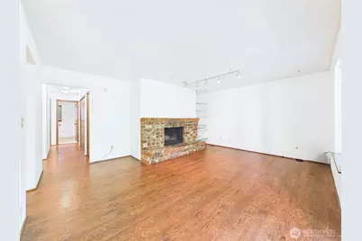 12721 NE 129th Court #F103, Kirkland, WA 98034 - Photo 10