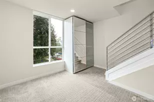 1400 N 95th St, Seattle, WA 98103 - Photo 16