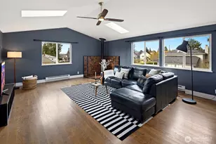 8307 27th Ave NW, Seattle, WA 98117 - Photo 16