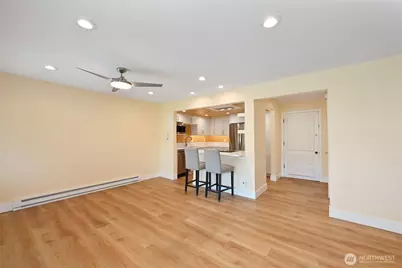 2320 43rd Avenue E #15A, Seattle, WA 98112 - Photo 12