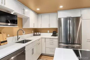 2320 43rd Ave E, Seattle, WA 98112 - Photo 20