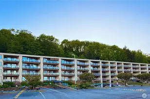 1221 Harbor Ave SW, Seattle, WA 98116 - Photo 2