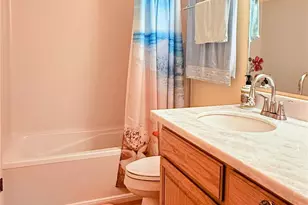 1221 Harbor Ave SW, Seattle, WA 98116 - Photo 18