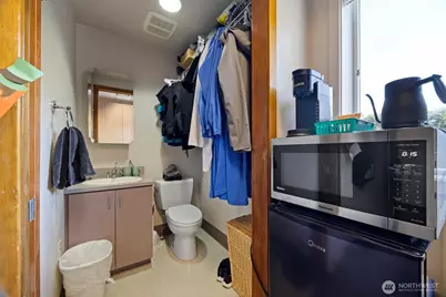 3136 Squalicum Parkway #B, Bellingham, WA 98225 - Photo 20