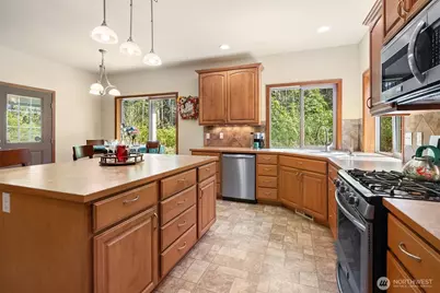 425 400th Street S, Roy, WA 98580 - Photo 8