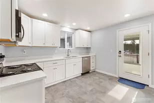 15108 74th St E, Sumner, WA 98390 - Photo 10