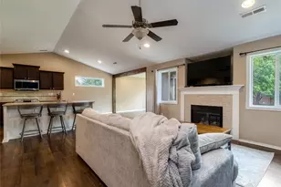 301 NE Danner Ln, College Place, WA 99324 - Photo 6