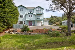 272 Sand Dune Ave NW, Ocean Shores, WA 98569 - Photo 2