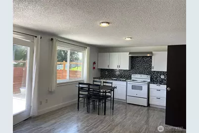 1017 Ballentine Street, Raymond, WA 98577 - Photo 12