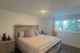 1017 Ballentine St, Raymond, WA 98577 - Photo 16