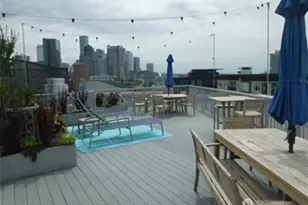 76 Cedar St, Seattle, WA 98121 - Photo 8