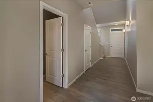 18214 37 Ave E, Tacoma, WA 98446 - Photo 10