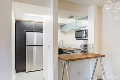 14665 NE 34th Street #B13, Bellevue, WA 98007 - Photo 18