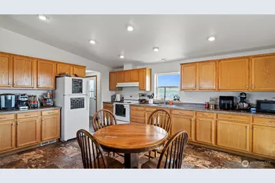 398 Balm St., Touchet, WA 99360 - Photo 8