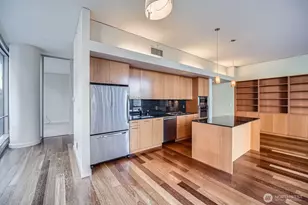 909 5th Ave, Seattle, WA 98104 - Photo 14