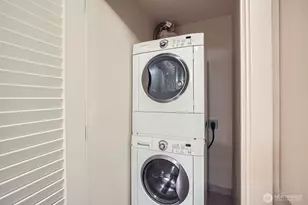 909 5th Ave, Seattle, WA 98104 - Photo 26