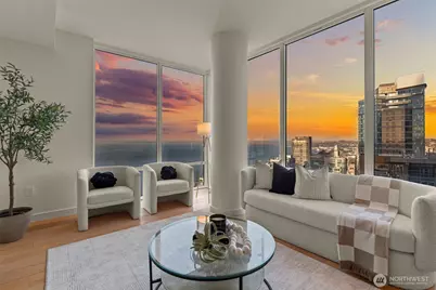 121 Stewart Street #2807, Seattle, WA 98101 - Photo 2