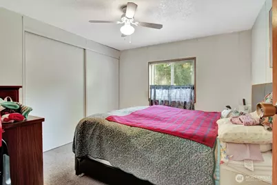 9810 State Street #20, Marysville, WA 98270 - Photo 2