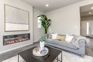 13826 Brookdale Ln E, Tacoma, WA 98445 - Photo 6