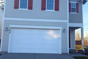 37425 30th Pl S, Federal Way, WA 98003 - Photo 2