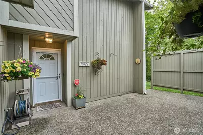 10822 SE 260th Street #2 B1, Kent, WA 98030 - Photo 2