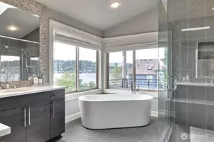 3319 Burnett Ave N, Renton, WA 98056 - Photo 34