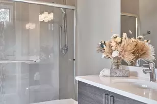 3319 Burnett Ave N, Renton, WA 98056 - Photo 8