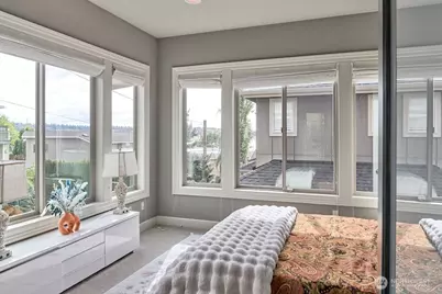 3319 Burnett Avenue N, Renton, WA 98056 - Photo 38