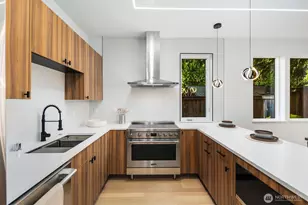 3809 NE 89th St, Seattle, WA 98115 - Photo 12